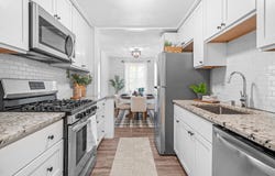 7 Louisburg Square, Nashua, NH 03060