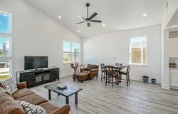 2809 LIVE OAK Drive, Terrytown, LA 70056