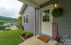 79 Harris Circle, Sylva, NC 28779