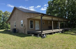 200 Hudson Lane, Russell Springs, KY 42642