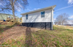 801 W 2nd Ave, Lenoir City, TN 37771