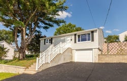57 Stowe St, Fall River, MA 02720