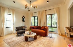 144 N Clark Dr, Beverly Hills, CA 90211