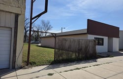408 Main St, Winfield, KS 67156