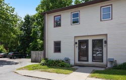 89 N Champlain Street, Burlington, VT 05401