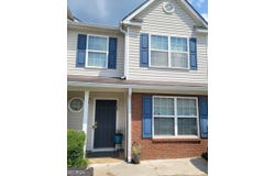 5338 Creekview, Morrow, GA 30260