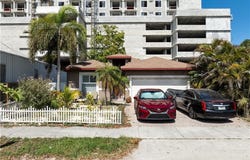 121 SW 1st Court, Dania, FL 33004