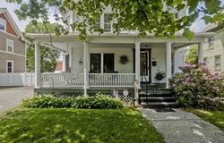 32 Greenleaf St, Springfield, MA 01108