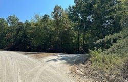16 Coal Camp Road, Hitchins, KY 41146