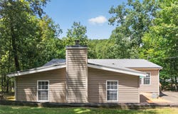 2123 Harbour Point Dr., Sparta, GA 31087