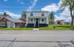 126 N Hitchman St, Mt Pleasant Boro, PA 15666