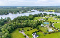 330 Southern Way, Arapahoe, NC 28510