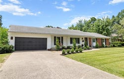 6201 W 86th Terrace, Overland Park, KS 66207