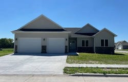 104 Birch Street, Paxton, NE 69155