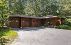 05100 Beechwood Lane, South Haven, MI 49090