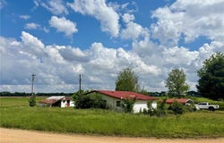 562 County Highway 611, New Madrid, MO 63869
