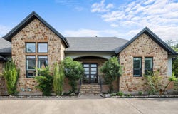 279 Rugged Earth DR, Austin, TX 78737