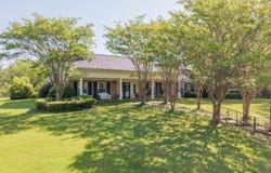 114 Linden, Houston, MS 38851