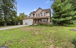 121 STOKES AVENUE, WEST BERLIN, NJ 08091