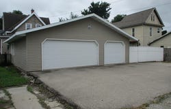 309 W 6Th Street, Vinton, IA 52349
