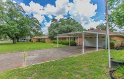1002 Briarwood Street, Mexia, TX 76667