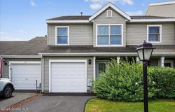 35 Justine Court, East Greenbush, NY 12144