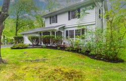 14 Woodland Drive, New Paltz, NY 12561