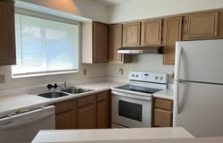 1502 Spinnaker Way, Dayton, OH 45458