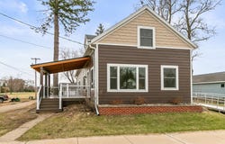 156 S Washington Street, Wyocena, WI 53969