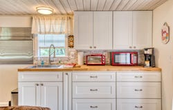 5990 Clarksville Road, Russellville, KY 42276