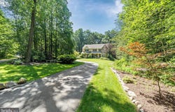 3044 CHESTNUT HILL ROAD, POTTSTOWN, PA 19465