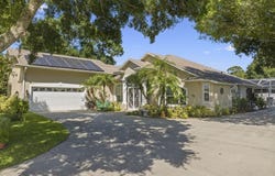 152 Academy Terrace, Sebastian, FL 32958