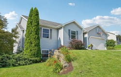 501 Glacier Trail, Mount Horeb, WI 53572