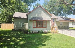 310 W Dakota Street, Butler, MO 64730