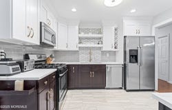 5 Flamingo Drive, Howell, NJ 07731