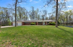 1615 Cherokee Street, Jackson, MO 63755