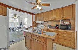 799 HANOVER Pike, LITTLESTOWN, PA 17340