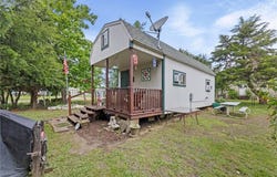 24-28 Hackberry Road, Mapleton, KS 66754