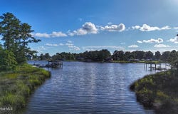 955 Southern Plantation Drive N, Oriental, NC 28571