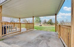137 Parrish Ln, Sparta, TN 38583