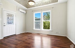 560 S WINDSOR St, Salt Lake City, UT 84102