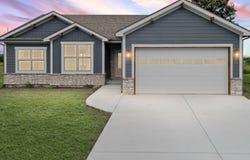 805 Timberline Drive, Cameron, MO 64429