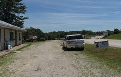 976 W US Highway 50, Versailles, IN 47042