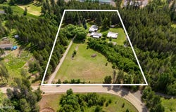 443 Herrmann Lake Rd, Sagle, ID 83860