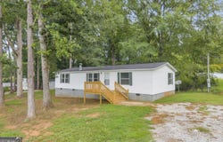 218 Gainesville Street, Carnesville, GA 30521