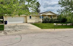1504 Morningside Drive, Rapid City, SD 57701-8077