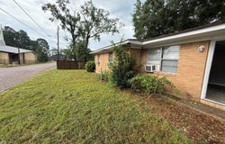 915 Caldwell, Jasper, TX 75951