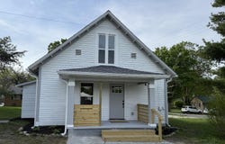 157 Indiana Avenue, Wilmington, OH 45177