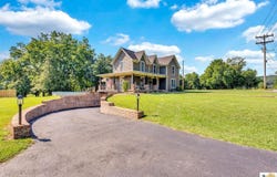 1042 Mitchell Street, Celina, KY 38551