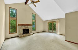 33 Brandon Place, Rocky River, OH 44116